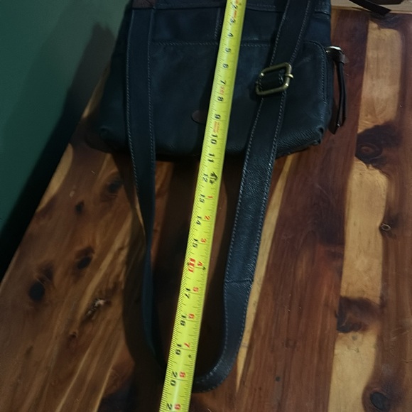 Fossil Leather Crossbody Bag. - Picture 8 of 10